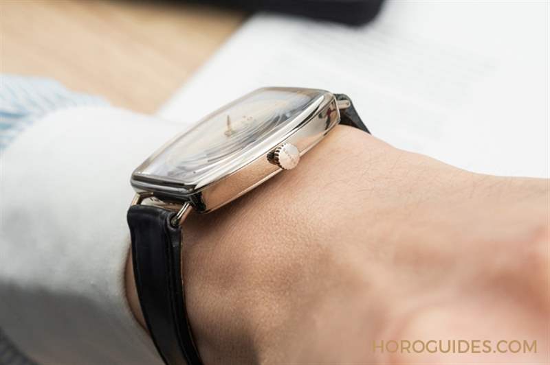 NOMOS Lux白金腕表,一種讓人意猶未盡的氣質(zhì)美學(xué)-復(fù)刻表