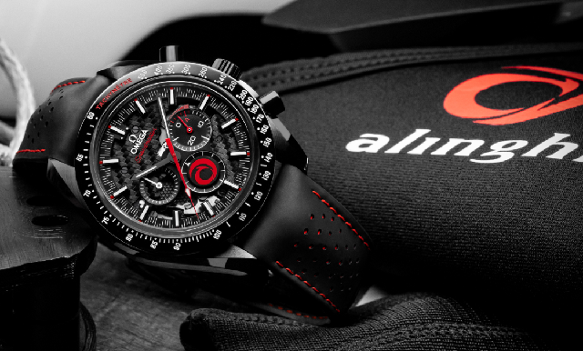 黑與紅，力與美｜歐米茄超霸系列月之暗面Alinghi腕表-復刻表