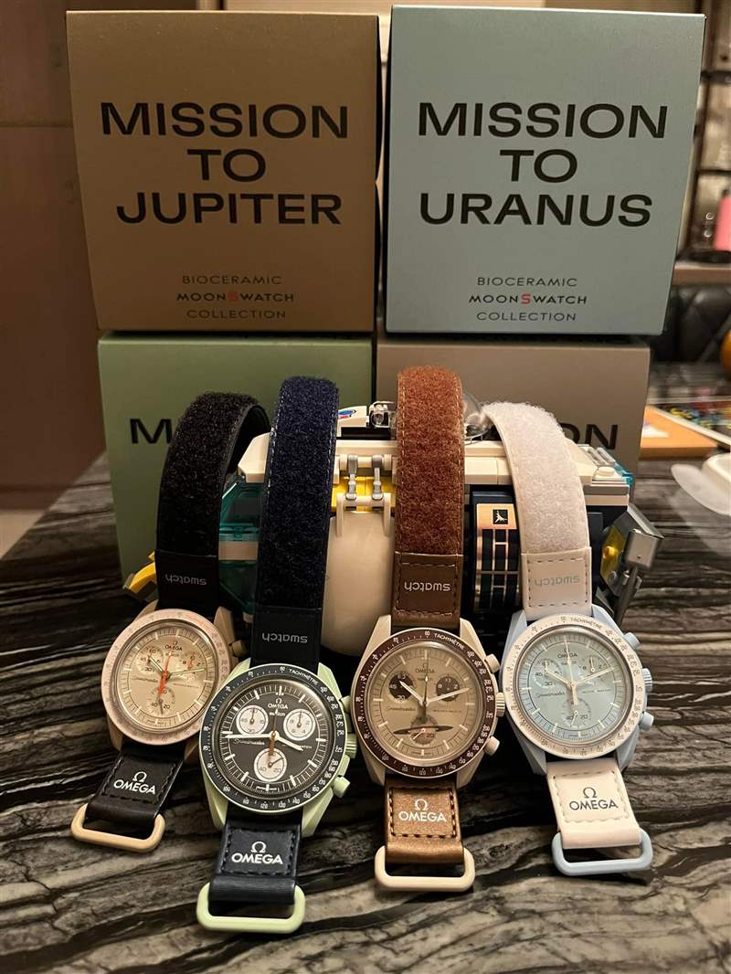 有表友在愛表咖社團分享自己買到的4只MoonSwatch。 （Source：愛表咖）