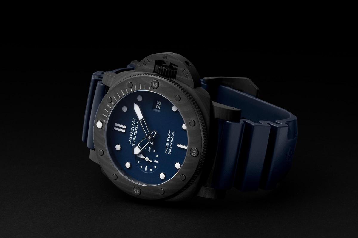 經(jīng)典44mm回歸!沛納海Submersible系列尺寸與材質(zhì)的組合公式-復(fù)刻表