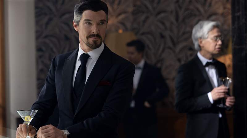 奇異博士手表藏彩蛋？ 班奈迪克康柏拜區(qū)穿梭「多重宇宙」的幸運物來自它！