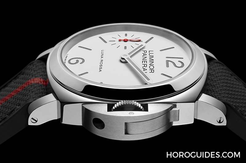OFFICINE PANERAI - 消光白表盤、紅色小秒針，純凈又搶眼｜Panerai Luminor Luna Rossa腕表PAM01342