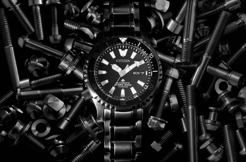 來到2020年，CITIZEN為了慶祝在過去50年中為開拓鈦金屬而展開的旅程，所以推