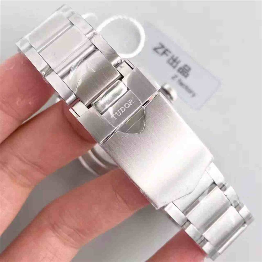 ZF廠帝舵碧灣系列M79230R-0003小紅盾復刻表做工怎么樣-復刻表