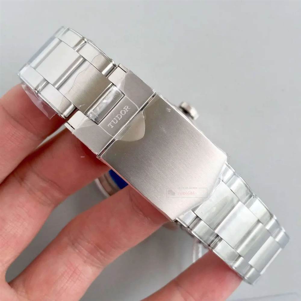 ZF帝舵碧灣系列M79730-0001腕表做工如何