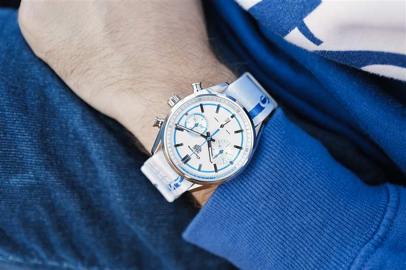 介紹Carrera Fusion:泰格豪雅的最新LE將經(jīng)典保時(shí)捷911 Carrera RS 2.7 變成手表-復(fù)刻表