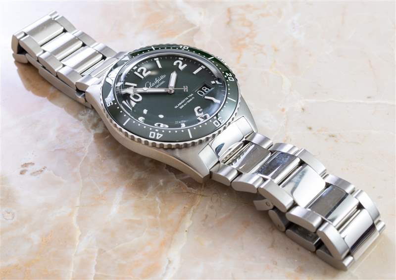 動手實踐:格拉蘇蒂原創(chuàng) SeaQ 綠色表盤精鋼潛水表 動手實踐:格拉蘇蒂原創(chuàng) SeaQ 綠色表盤精鋼潛水表-復刻表