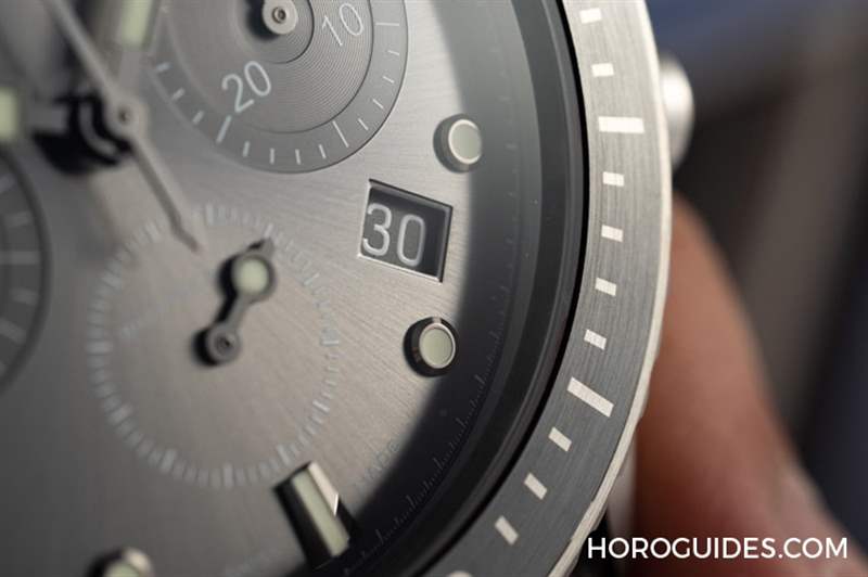 18K紅金藍面、23級鈦灰面,Blancpain五十噚深潛器飛返計時碼表兩款延伸新作-復刻表