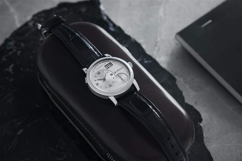 復古手表A 1994 A. Lange & S?hne Lange 1、2013 FP Journe Chronomètre Bleu 全套和 2001 年百達翡麗 Aquanaut-復刻表