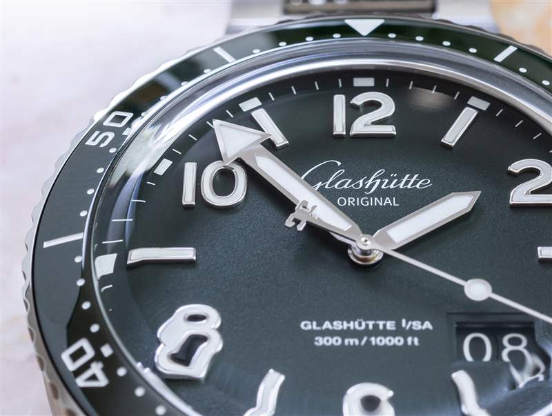 動手實踐:格拉蘇蒂原創(chuàng) SeaQ 綠色表盤精鋼潛水表 動手實踐:格拉蘇蒂原創(chuàng) SeaQ 綠色表盤精鋼潛水表-復刻表