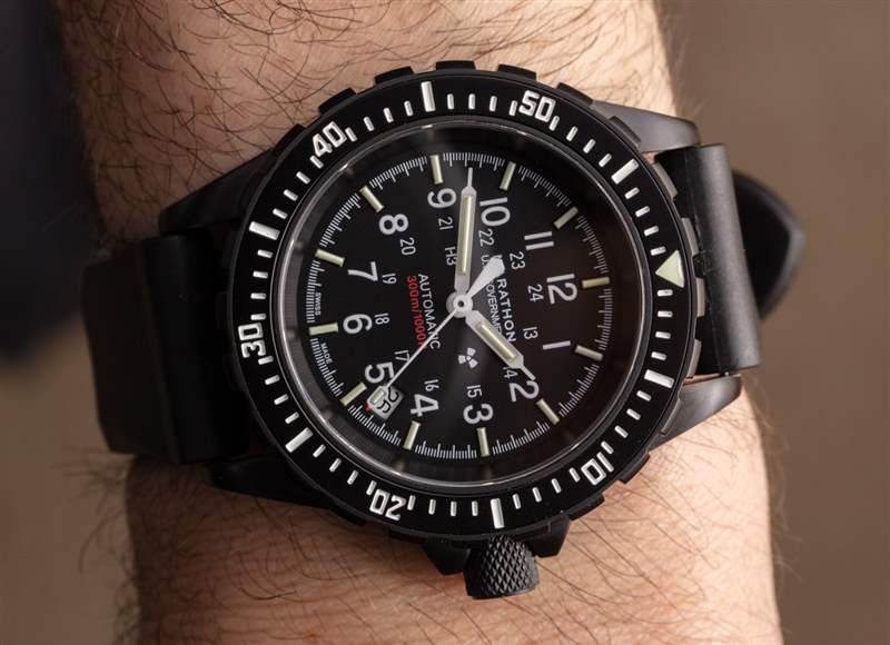 觀看評論:馬拉松無煙煤 GSAR 自動 WW194006BK-復刻表