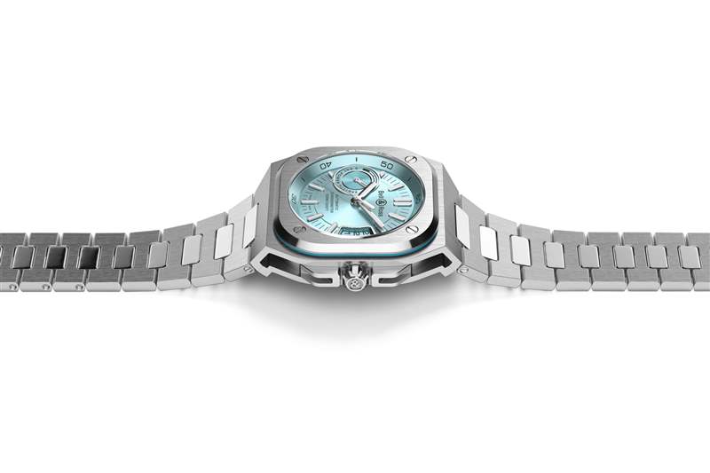 側(cè)視圖藍(lán)色 br x5