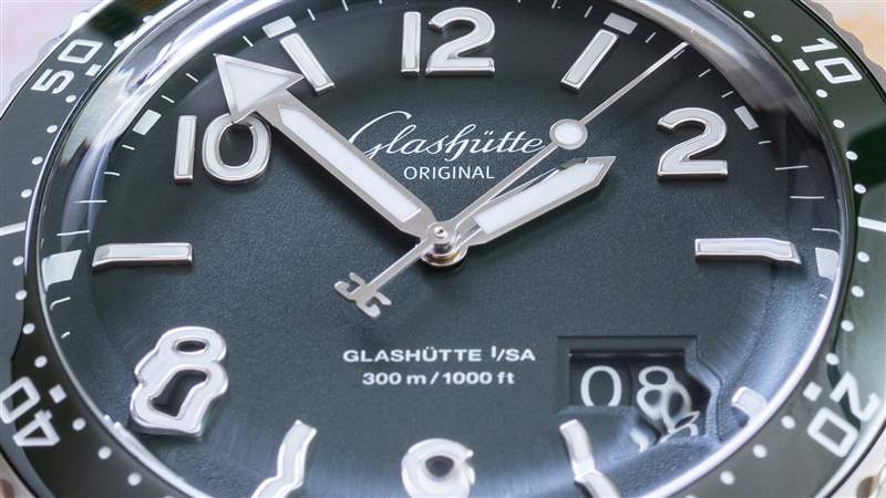 動手實踐:格拉蘇蒂原創(chuàng) SeaQ 綠色表盤精鋼潛水表-復刻表