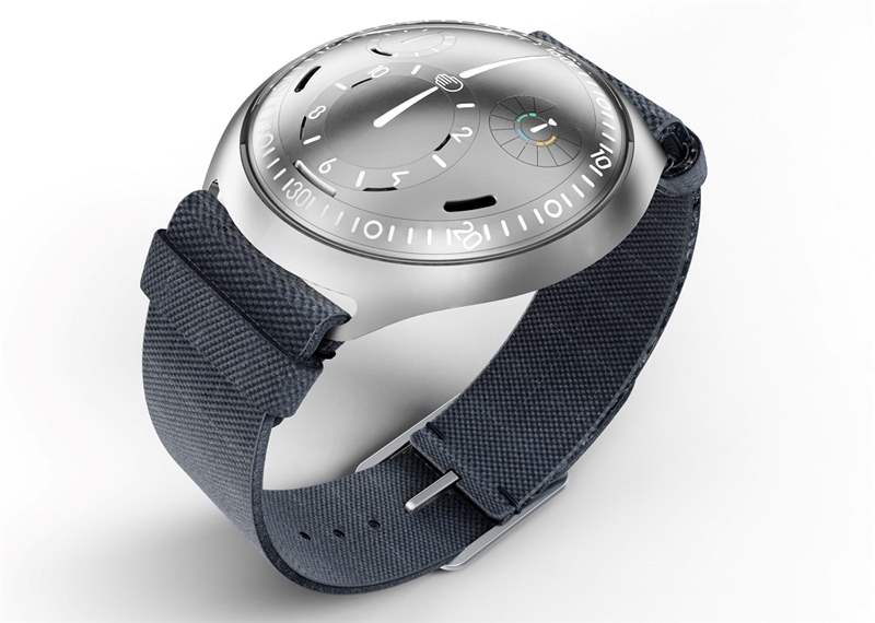 Ressence 推出 E-Crown 系統(tǒng),在機(jī)械表中以電子方式設(shè)置時(shí)間-復(fù)刻表