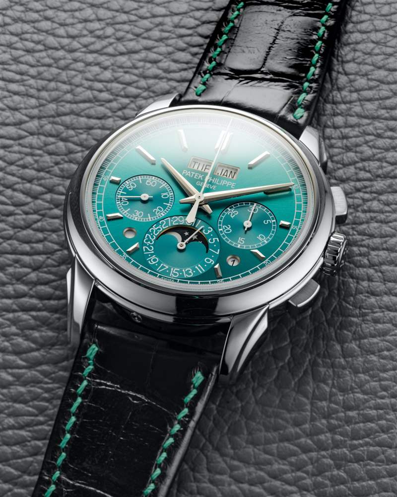 百達(dá)翡麗5270綠鈦獨(dú)具慈善