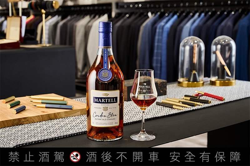 跨越經典,以質感開創迎風飛翔新局!新式訂制西服STYDER創辦人黃淯晨與父親的跨世代對談-復刻表