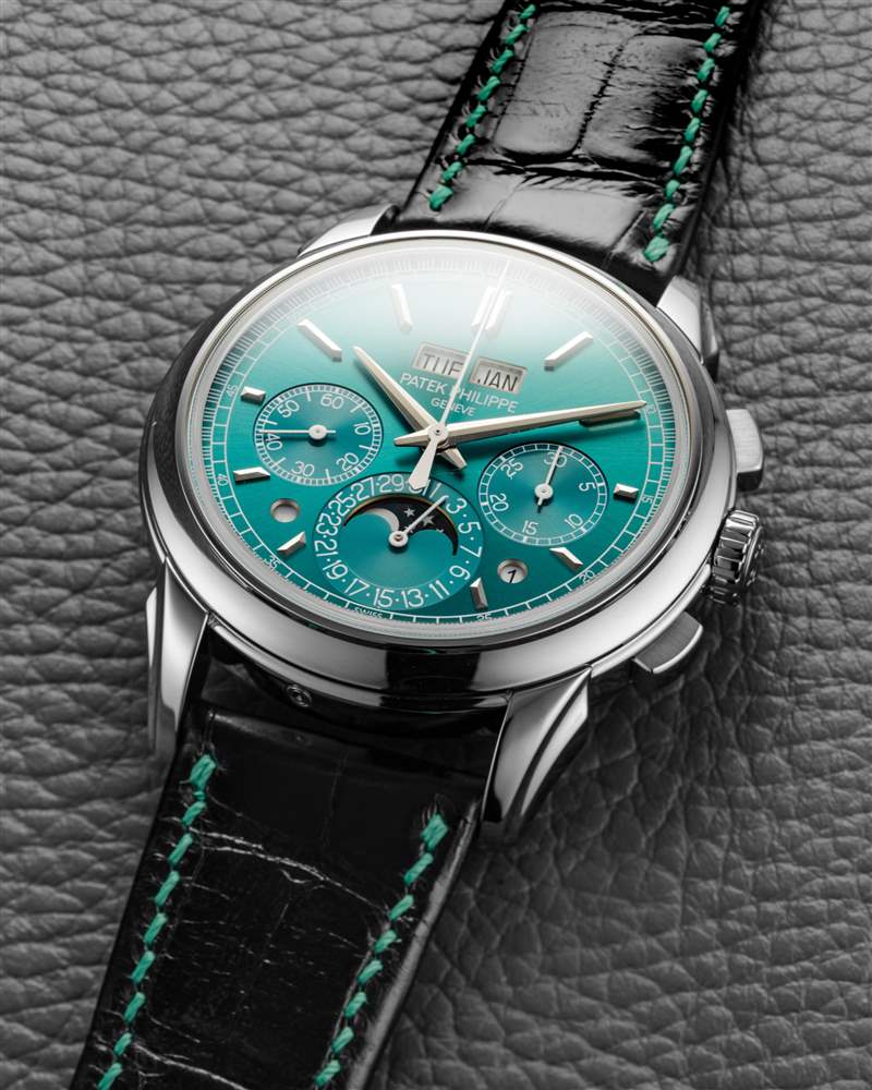 突發(fā)新聞百達(dá)翡麗剛剛發(fā)布了5270T-010一款鈦金屬獨(dú)一無(wú)二的腕表-復(fù)刻表