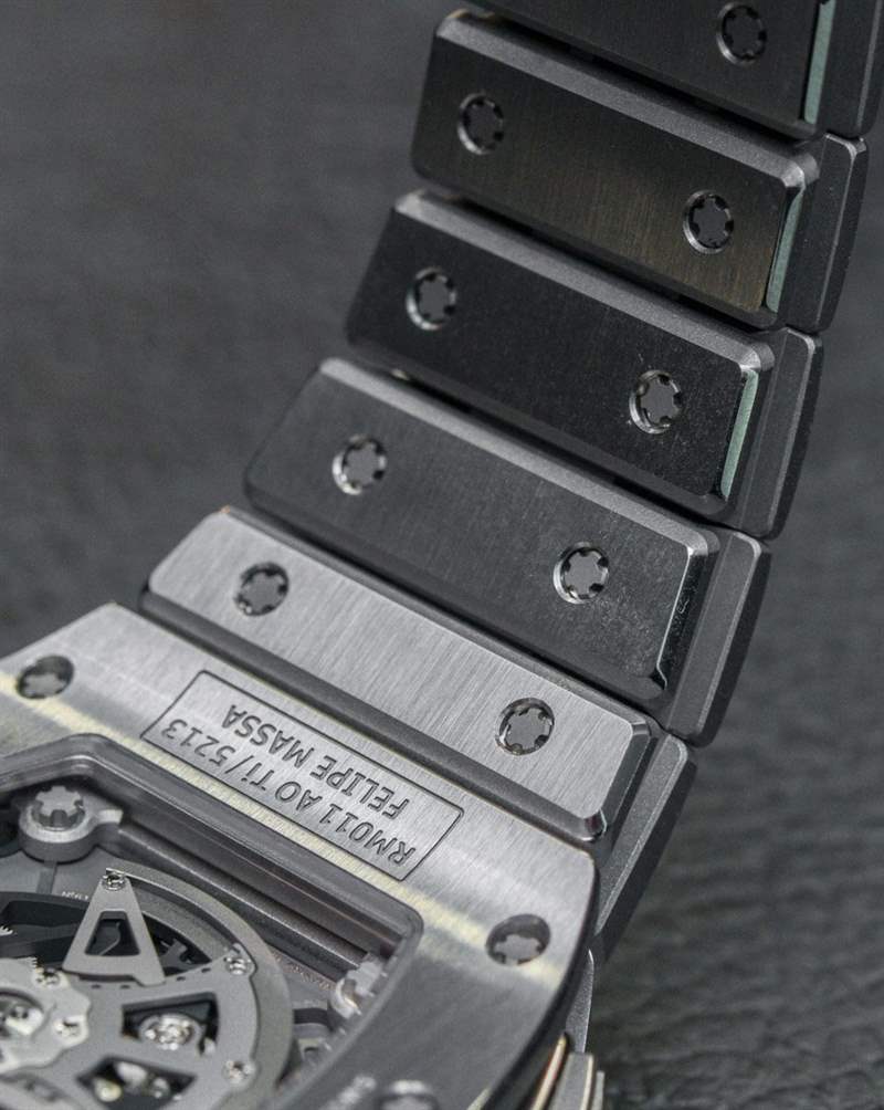 理查德米勒RM 011 Felipe Massa腕表搭配全新鈦金屬表鏈-復刻表