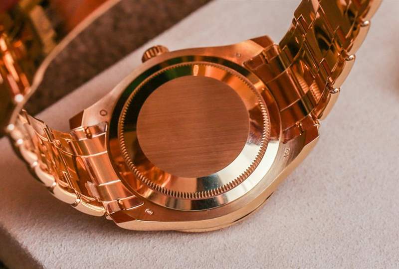 勞力士Datejust Pearlmaster 39手表配備全新3235機芯,適合2015年上手-復刻表