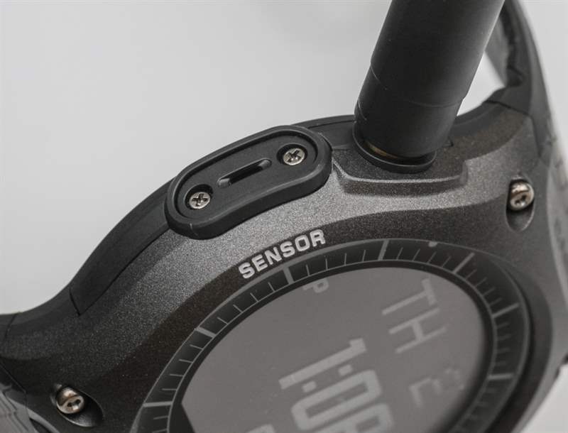 卡西歐WSD-F10 Android Wear智能手表評(píng)測(cè)-復(fù)刻表