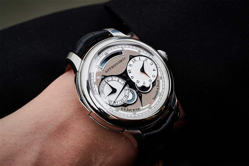 手腕上的 FP Journe 手表