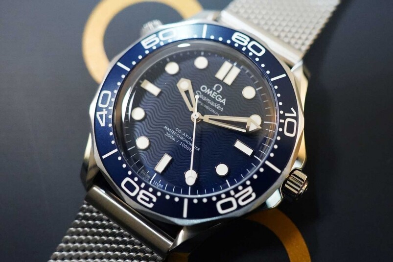 James Bond登上銀幕60年! 全新OMEGA James Bond 60周年Seamaster Diver 300M登場 James Bond登上銀幕60年!全新OMEGA James Bond 60周年Seamaster Diver 300M登場-復刻表