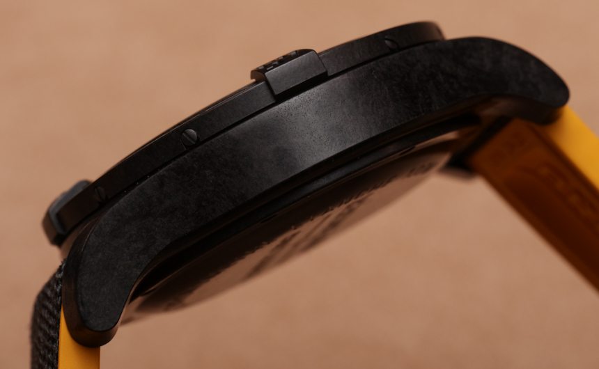 百年靈復仇者颶風手表動手-復刻表