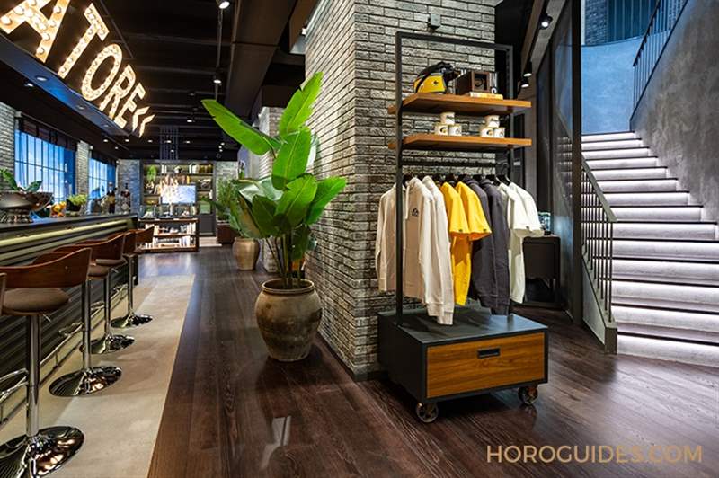 BREITLING - BREITLING Top Time Deus強(qiáng)勢(shì)回歸，詮釋現(xiàn)代游人文化