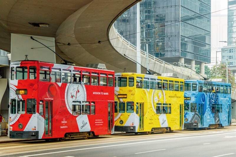 最有圣誕氣氛的腕表：Swatch Golden Merry