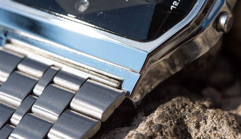 卡西歐A159WAD-1D手表評論:您應該購買史上最便宜的鑲鉆手表嗎?-復刻表