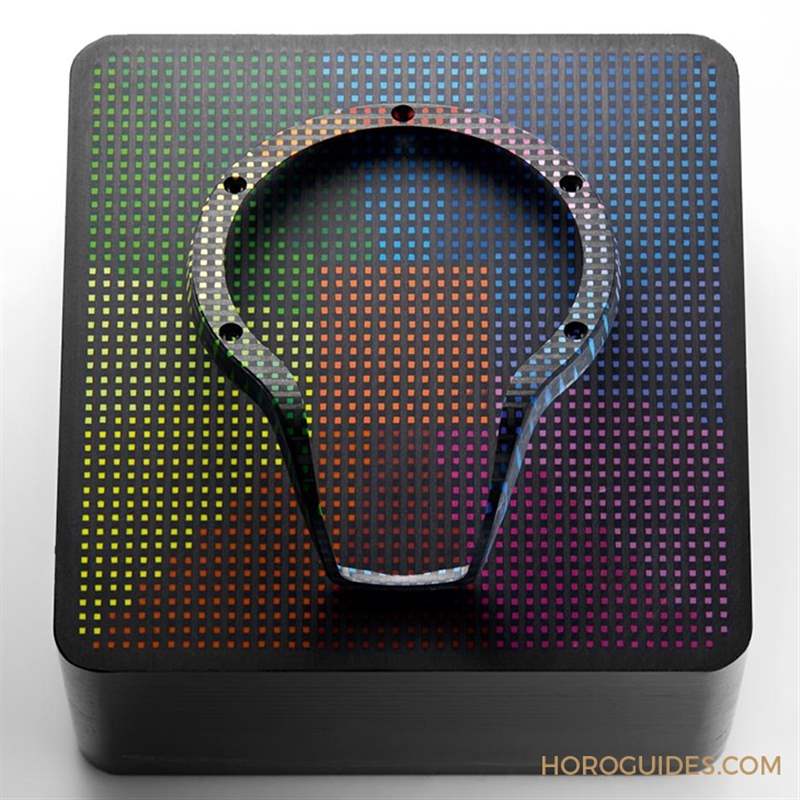 HUBLOT - 為碳纖維表殼編織出彩虹色調(diào)：HUBLOT MP-09雙軸陀飛輪5天動力儲存腕表