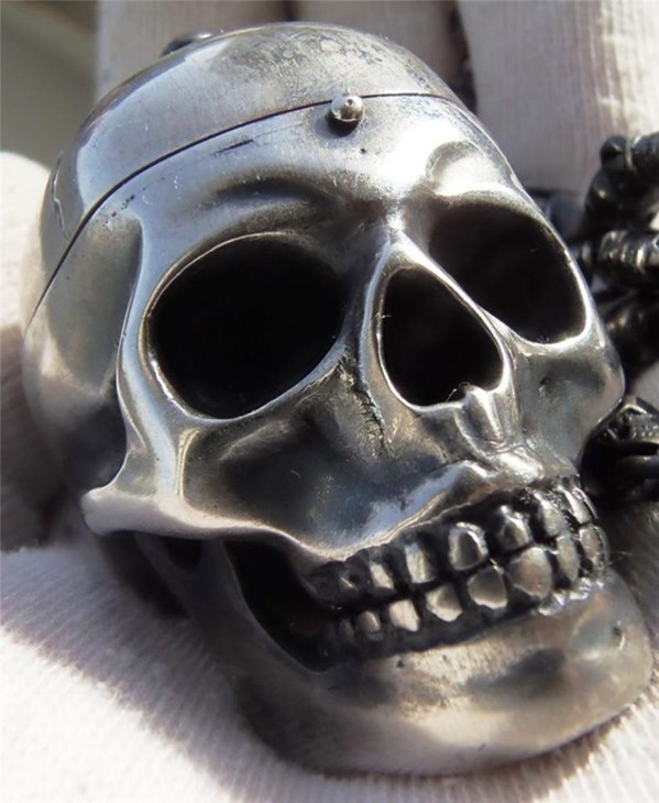 eBay上18世紀獨特的復古骷髏懷表-復刻表