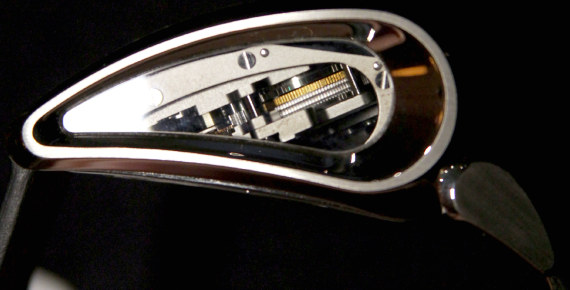 Parmigiani Bugatti Super Sport watch 5 帕瑪強(qiáng)尼布加迪超級運(yùn)動(dòng)手表-復(fù)刻表