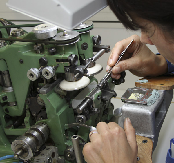 雅典表 Manufacture-15 Ulysse Nardin手表制造商:技術(shù)與驕傲相遇的地方-復(fù)刻表