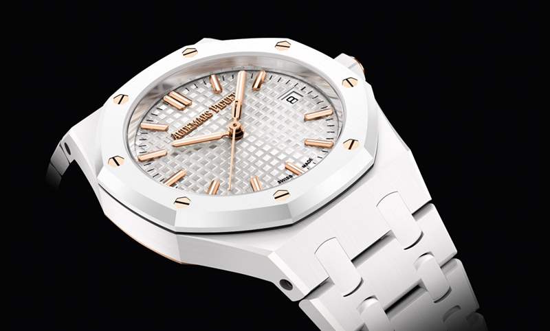 AUDEMARS PIGUET - 白色陶瓷版！ 愛彼皇家橡樹34毫米自動上鏈腕表雪白登場