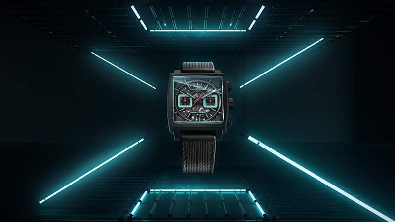 TAG Heuer Monaco腕錶於1969年問世,是全球第一款方形防水腕錶,也迅速成為史上最經典的腕錶之一。(TAG Heuer官網) TAG Heuer 3款新Monaco防水計時手表鏤空透底配松綠飾面極吸睛-復刻表