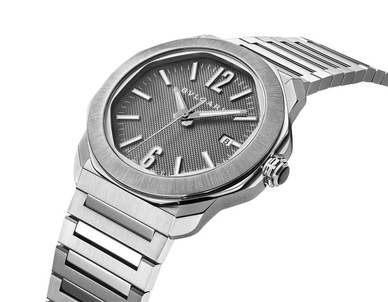 寶格麗推出全新Octo Roma系列腕表:巴黎釘紋表盤、中央飛行陀飛輪、虎眼石鑲嵌機芯-復刻表