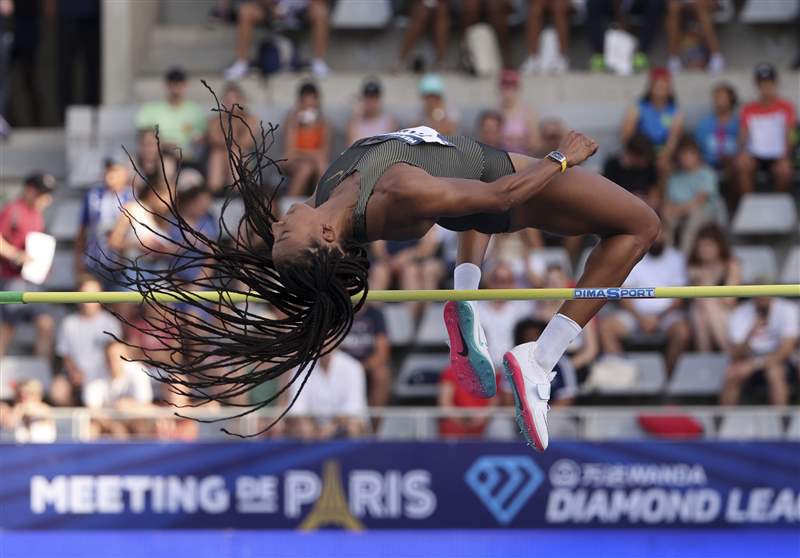 RICHARD MILLE女性摯友眼中的RM 07-04腕表:運動員之選-復刻表