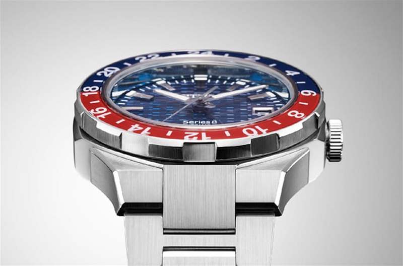 面盤上的凹凸格紋靈感來自日本天際線，傳達該國都會區(qū)的繁榮發(fā)展。 （CITIZEN官網(wǎng)）