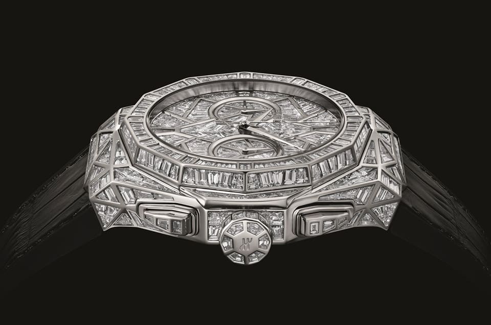 HUBLOT高訂制鉆表盛大來(lái)臺(tái)展出總價(jià)上億掀起奢華運(yùn)動(dòng)表風(fēng)潮-復(fù)刻表