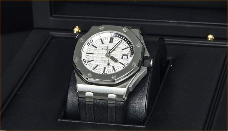 愛彼江詩丹頓哪個好