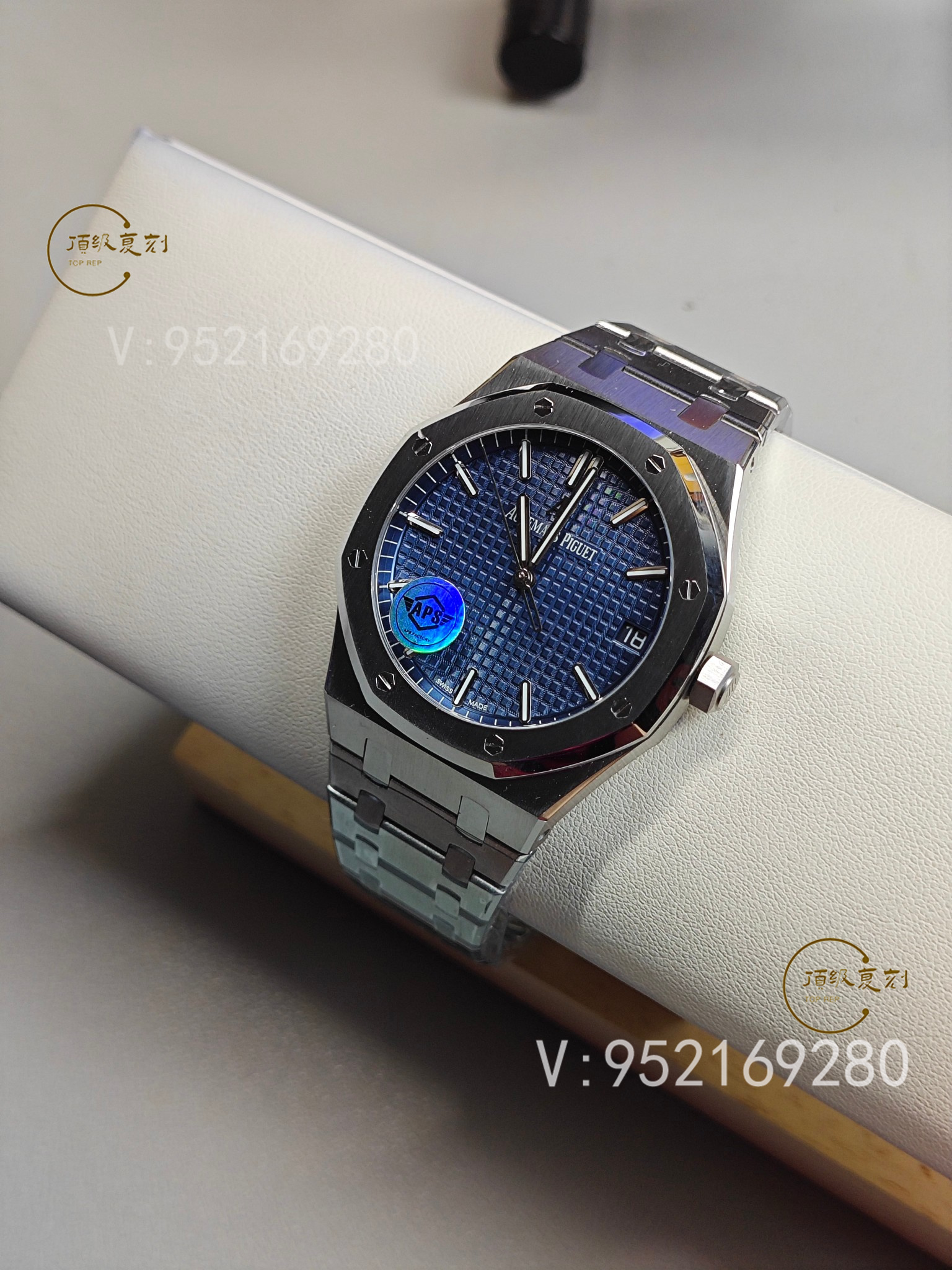 深入解析APS愛彼復刻表15500藍面版:4302一體機芯與原裝同步功能-復刻表