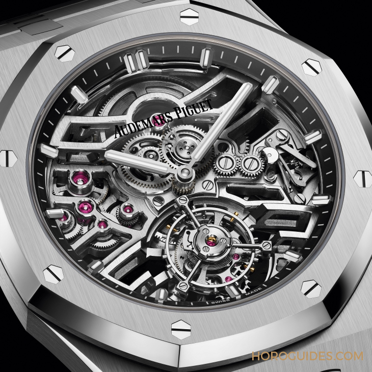 AUDEMARS PIGUET - ROYAL OAK - 26735ST. OO.1320ST.02 - 不銹鋼 VS 沙金你更愛哪一種？ AP愛彼Royal Oak自動(dòng)上鏈飛行陀飛輪鏤空腕表Ref.26735